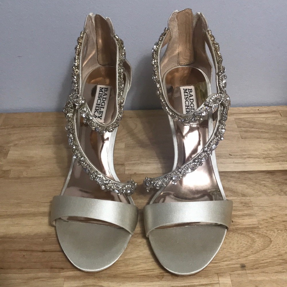 Badgley Mischka Ivory Heels